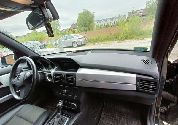 Mercedes-Benz GLK cena 46000 przebieg: 312632, rok produkcji 2009 z Pniewy małe 232